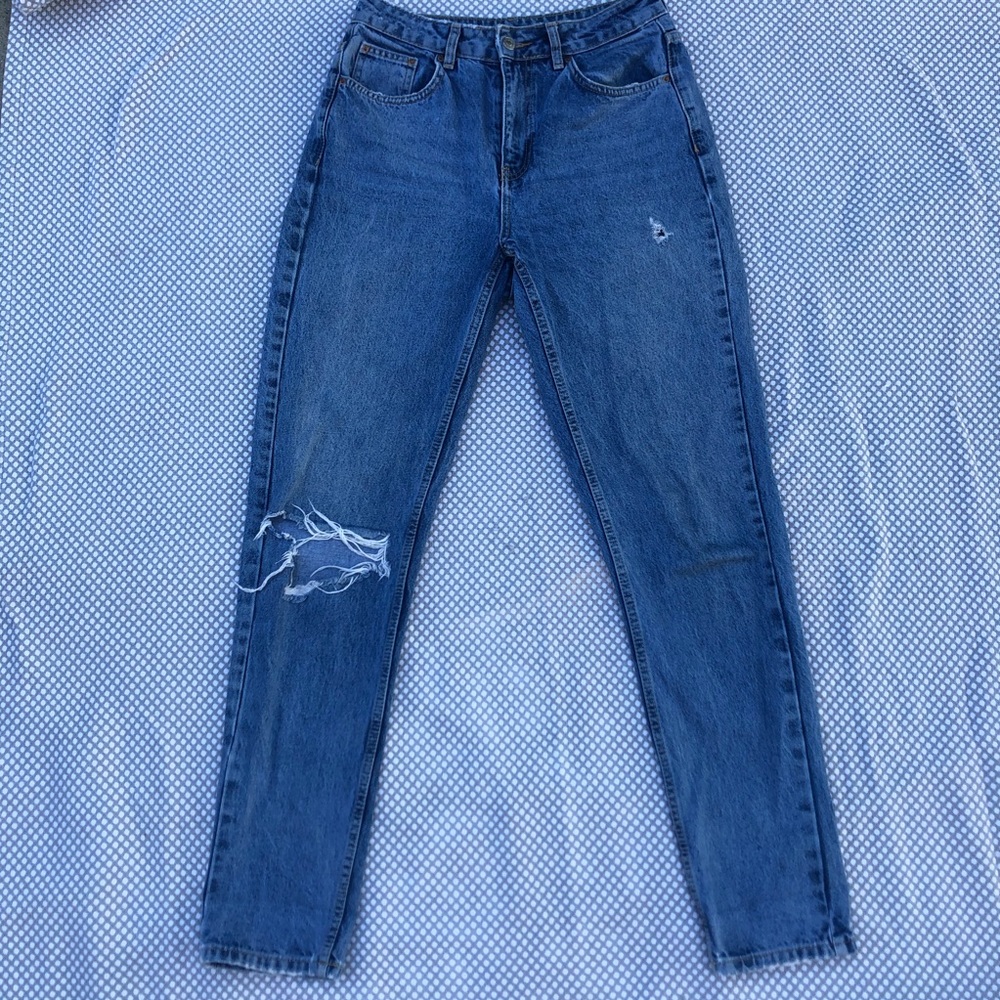 Topshop ripped mom jeans ✨